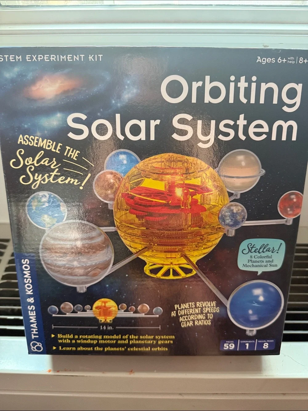 stem Orbiting Solar System Kit - Yellow Sun with Multicolored Planets